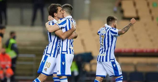 爱游戏网站-塞尔塔客场不敌埃瓦尔,遭受失利的简单介绍