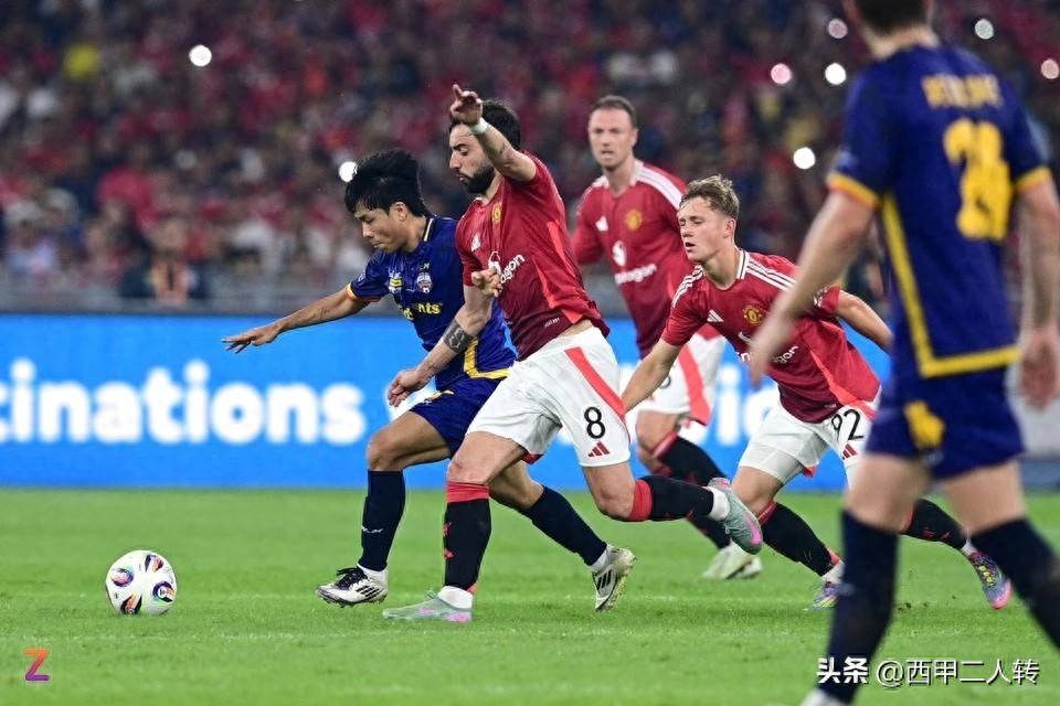 爱游戏投注-曼联遭遇挑战,力保不败记录