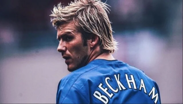 爱游戏官方-谢菲联中场开出任意球,助球队领先比分的简单介绍