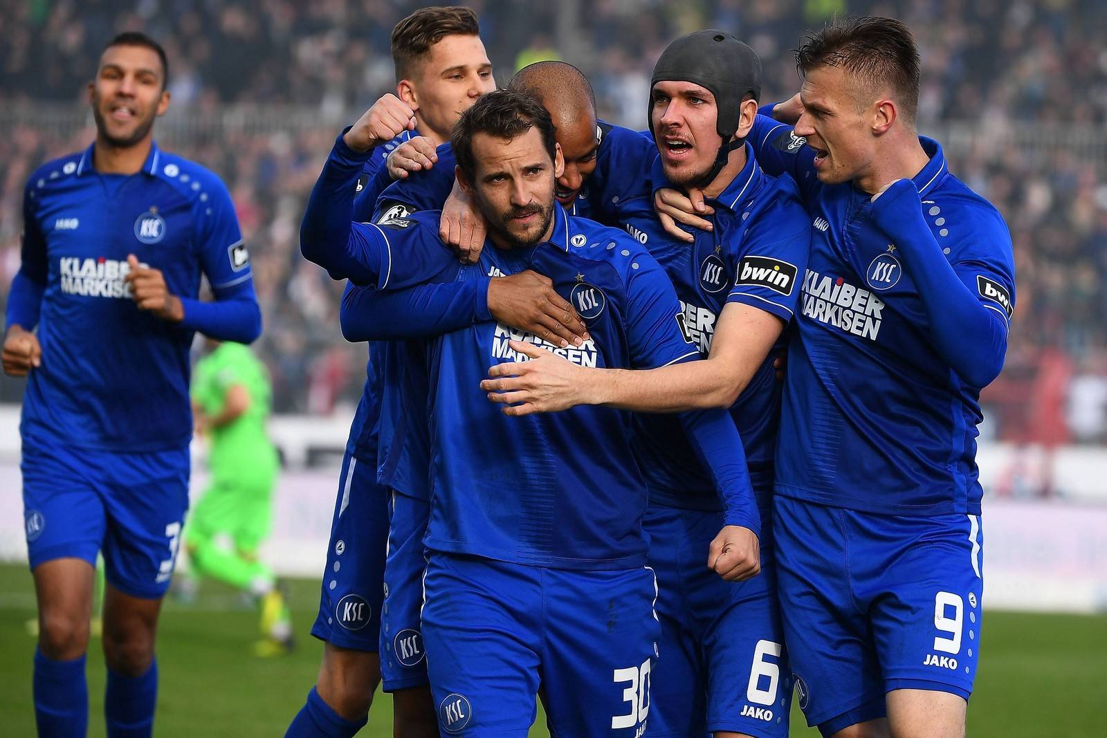 爱游戏培训-汉诺威96主场大胜,重返德甲胜利赛道的简单介绍