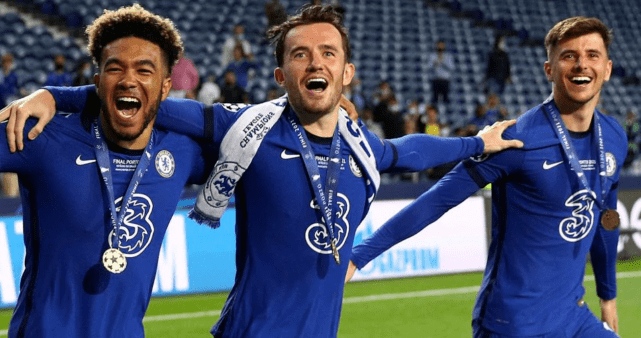 爱游戏vip注册-关于智利中场球员在欧冠比赛中领衔出击的信息