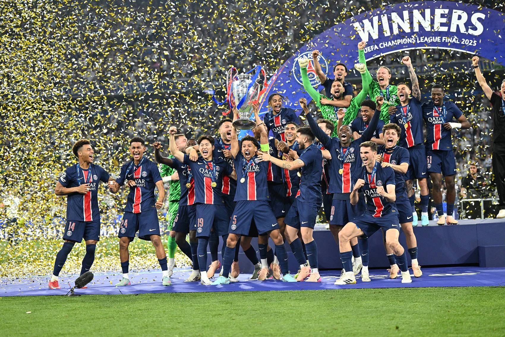 爱游戏链接-巴黎主场大胜马德里,豪取欧冠决赛入场券!